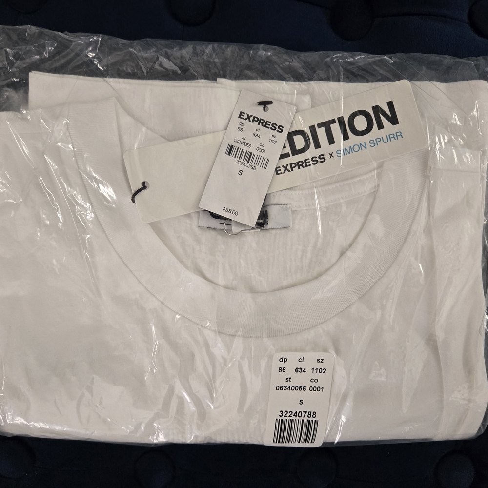 Express x Simon Spurr Oversized White Short Sleeve Tshirt Small Unisex